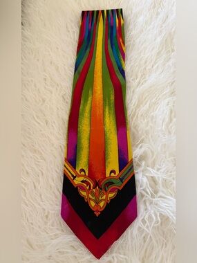 Vitaliano Pancaldi silk necktie, hand-made in Italy. 100% Silk.